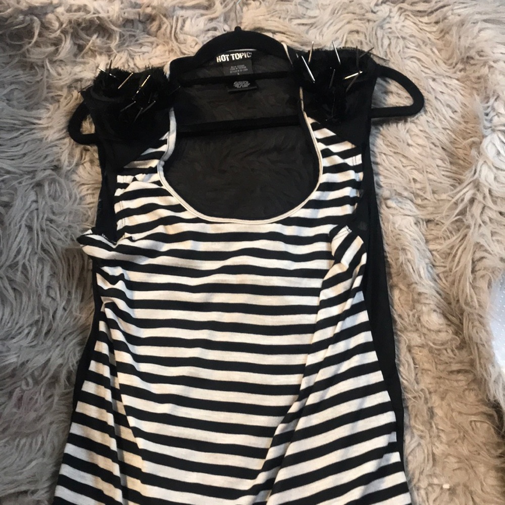 Black and White Stripe Top
